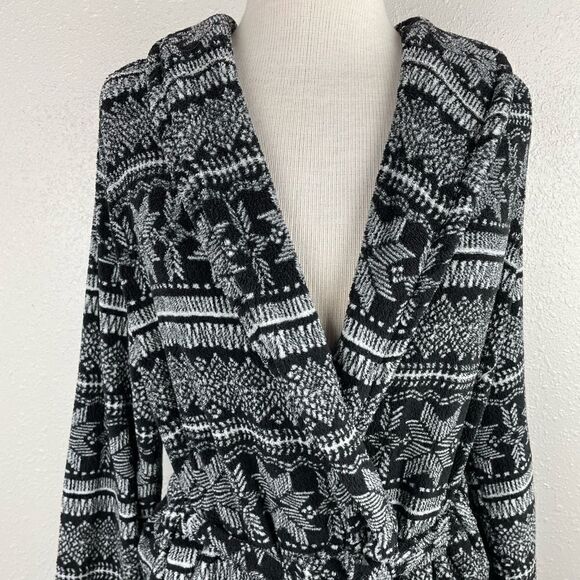 Sleep Chic Robe Size M EUC - Picture 2 of 9